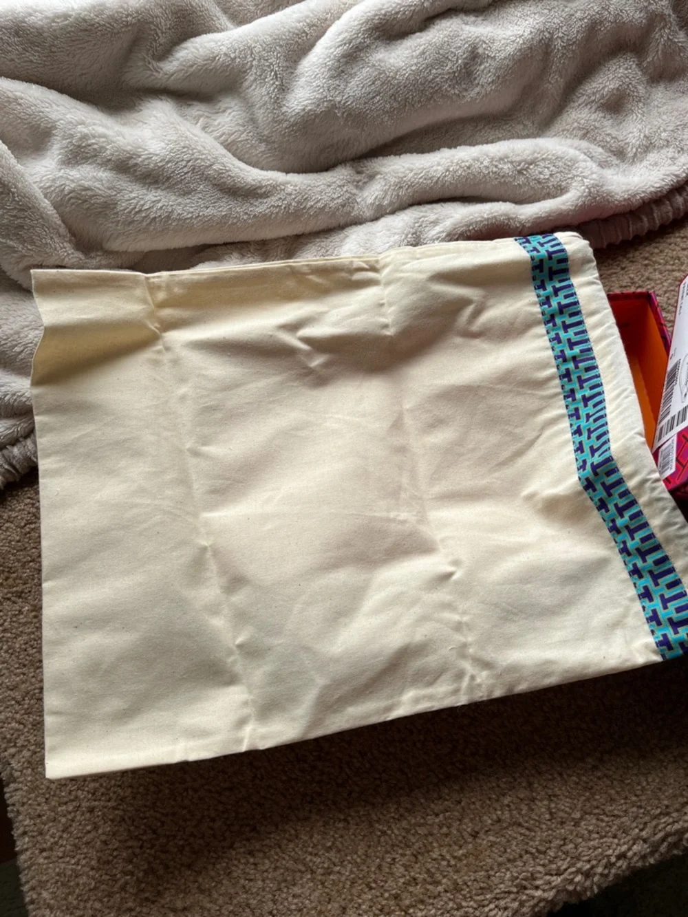 Tory Burch Miller Patent Sandals in Sand NIB - Picture 11 of 13